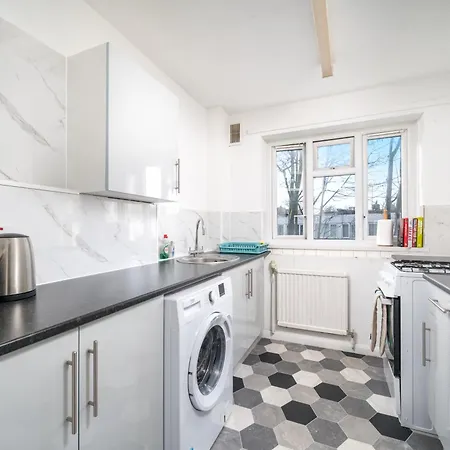 Spacious 1 Bed Flat In Dalston Apartment London