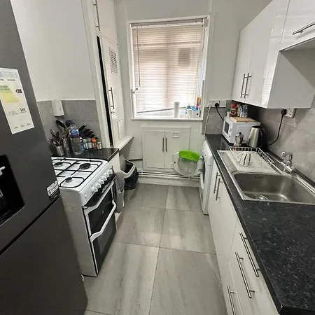 Гостевой дом Aldgate East R1 *