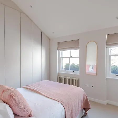 Parkside House - Regent's Park - By Frankie Says *