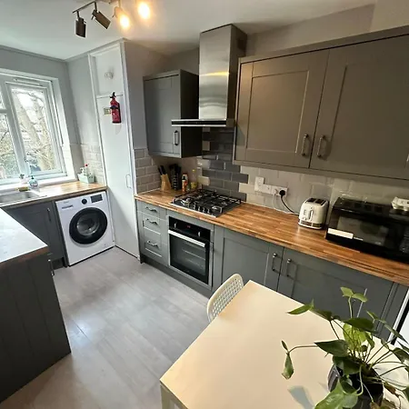 Karen House R2