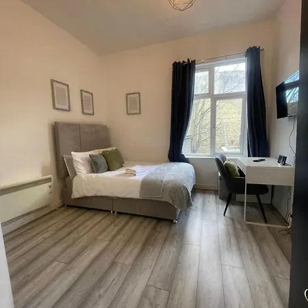 Camberwell Living Studio - Zone 2 Apartment