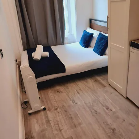 Apartment Compact Studio For 2 Near Paddington-f13 London