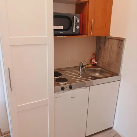 Apartment Compact Studio For 2 Near Paddington-f13 *