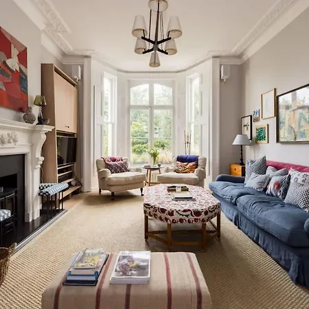 Holiday home Elegant Primrose Hill Townhouse With Garden London