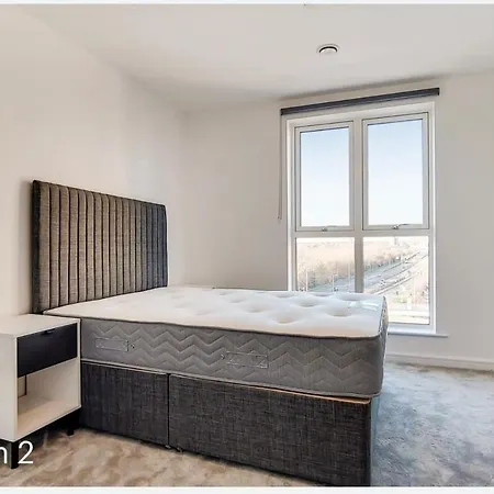 Modern With Free 24hours Gym *