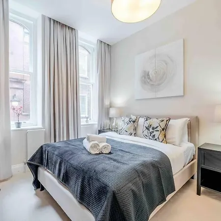 Apartment The Mayfair King