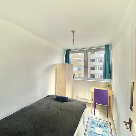 Homestay Canary Wharf Serviced *