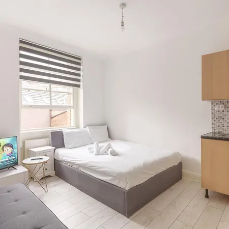 Central Apartment London