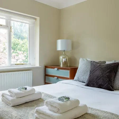 Lovely 2br In Peaceful Hampstead, Nw Holiday home