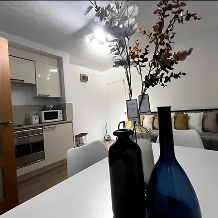 Great 1 Bed Flat London/chiswick * London