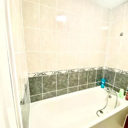 Apartment Comfy Two Bedroom Flat Edgeware Road In *