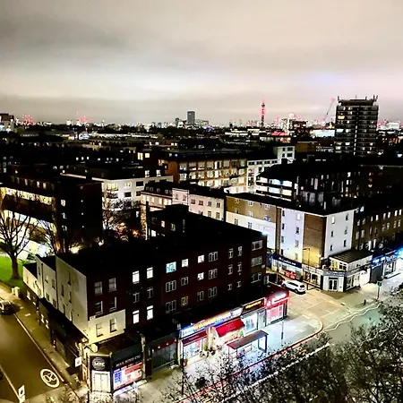 Comfy Two Bedroom Flat Edgeware Road In * London