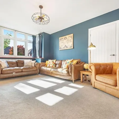 Holiday home Chic 3 Bedroom House