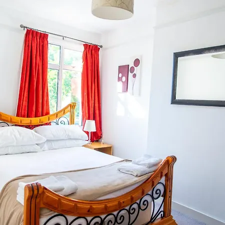 Rare London 6bedroom House * South Norwood