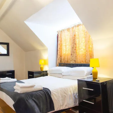 Rare London 6bedroom House Apartment South Norwood
