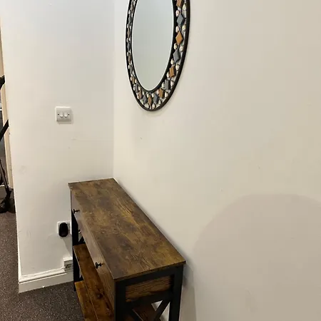 Apartment 2 Bed Away From Tooting