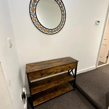 Apartment 2 Bed Away From Tooting *