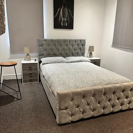 2 Bed Away From Tooting *