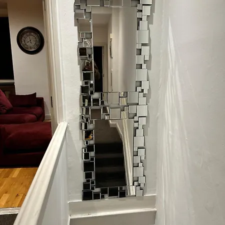 Apartment 2 Bed Away From Tooting
