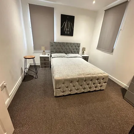 Apartment 2 Bed Away From Tooting