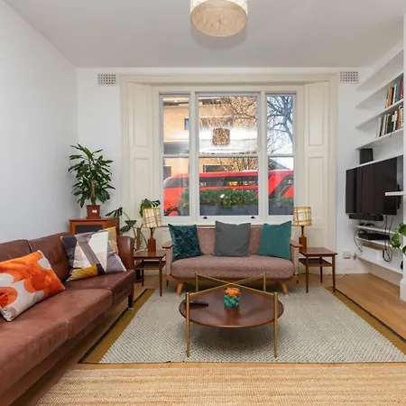 Spacious 2bd Flat By Regents Park & Camden Town! *