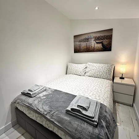 Apartment Zone 1