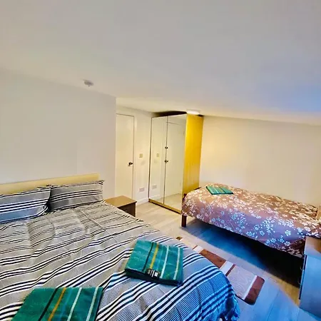 One Bedroom Wembley Stadium In Apartment