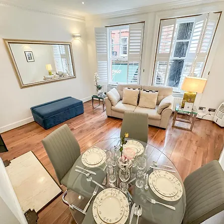 Alluring 2-bed, 2-bath Flat On High Street Kensington, Near Kensington Palace * Londres
