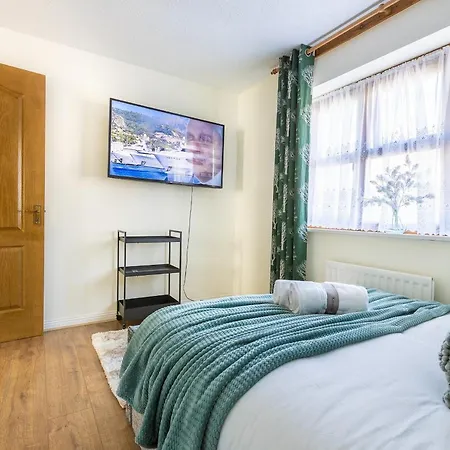 Cozy Family-friendly House *