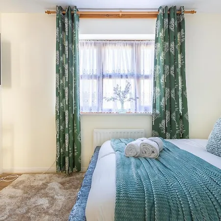 Cozy Family-friendly House * Erith