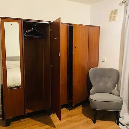 Apartment Spacious One Bedroom Flat Close To Heathrow Airport Northolt (Greater London)