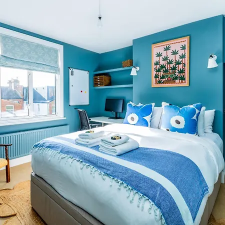 Fantastic Edwardian 3br House W Gdn, Kensal London