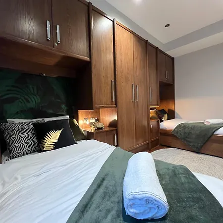 Hyde Park, Oxford St - 2 Bed, 3bath - Lift * London