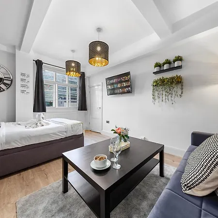 Apartment Luxury, Relaxing Apartment! 2 Mins From Paddington Station! *