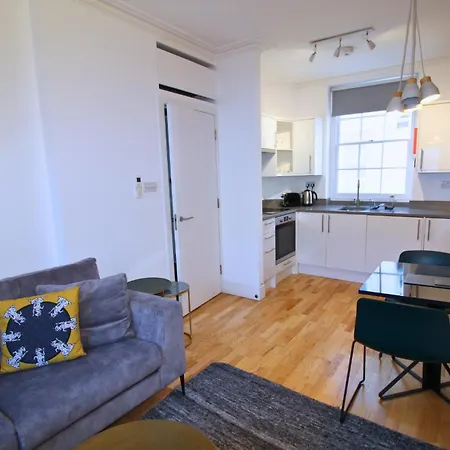 Apartment Bloomsbury By Viridian *