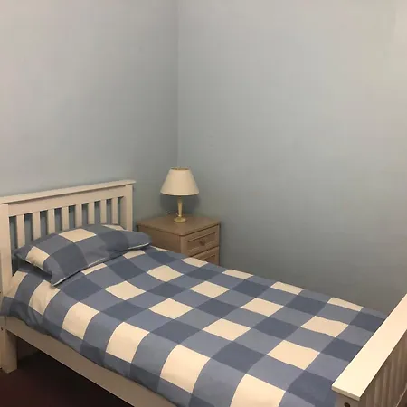 St. James's 3*