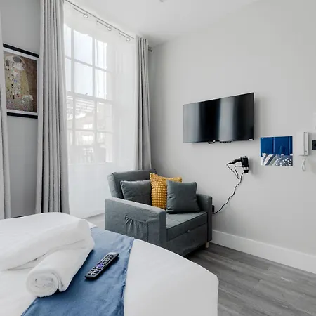 London Central Studios *