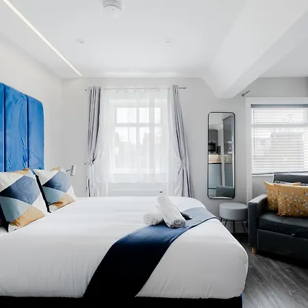 London Central Studios Apartment London
