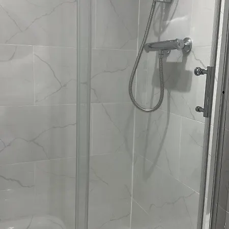 Guest&rest 5 Apartment Ealing