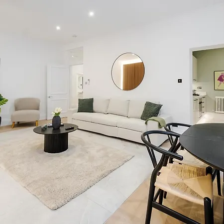 Luxury 2 Bedrooms In South Kensington London