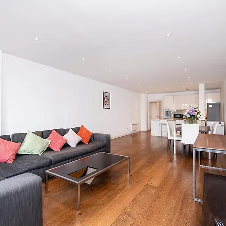 2 Bed Maissonette Apartamento *