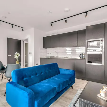 North Acton-2 By Interhome