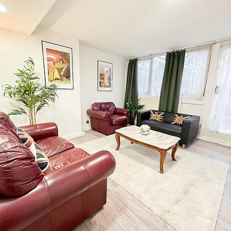 Cosy 3 Bedroom 3 Bathroom Flat With Private Garden- Maida Vale, Near Paddington Apartment *