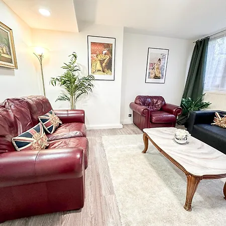 Apartment Cosy 3 Bedroom 3 Bathroom Flat With Private Garden- Maida Vale, Near Paddington London