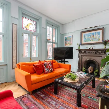 The Artist Collection - Mansion W14 At Heart Ftz Apartment *
