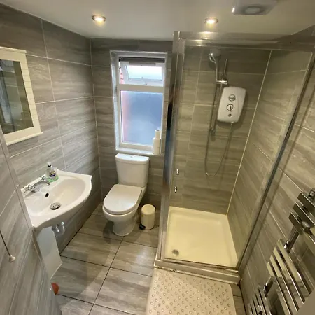 Apartment Large 6 Bedroom House - Fortescue *