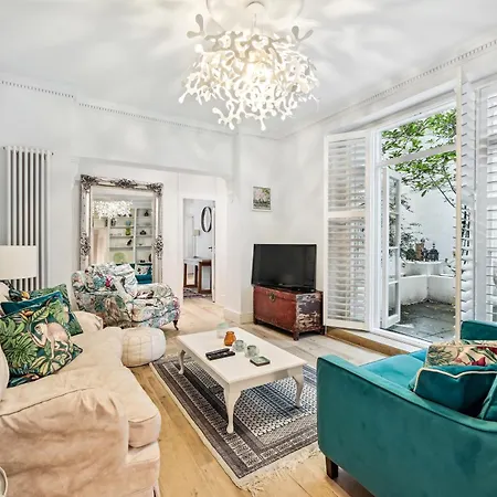Hububb Luxury Queen's Gate Garden * London