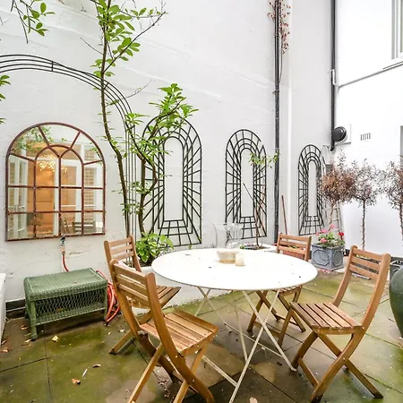 Hububb Luxury Queen's Gate Garden London