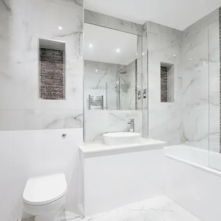 Apartment Stunning 2-bed In Barking *