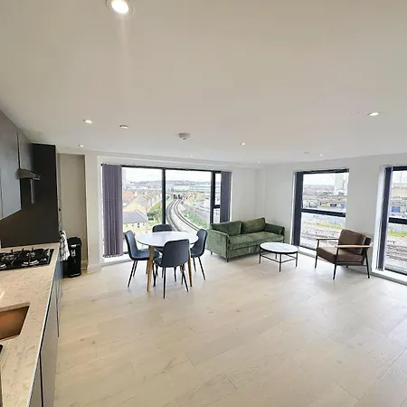 Luxury Modern Flat Near Center Διαμέρισμα